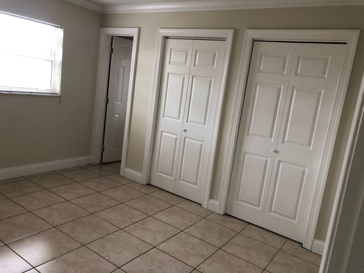 Apartment for rent at 5621 NE 22nd Ave, Fort Lauderdale, FL 33308