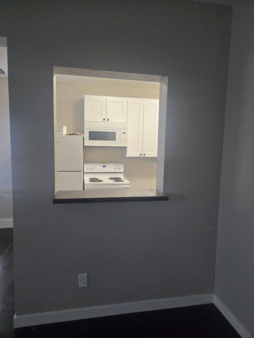 Apartment for rent at 707 NW 4th Ave, Mineral Wells, TX 76067