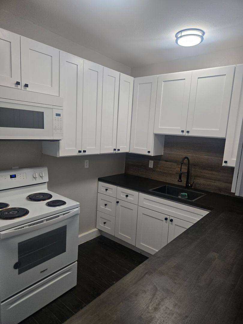Apartment for rent at 707 NW 4th Ave, Mineral Wells, TX 76067