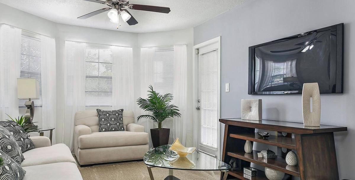 Apartment for rent at 1521 E Franklin St, Chapel Hill, NC 27514
