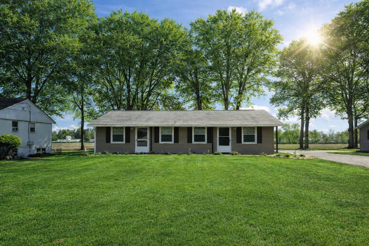 Apartment for rent at 523-525 & 619-621 Cloverdale Ave, Crestline, OH 44827