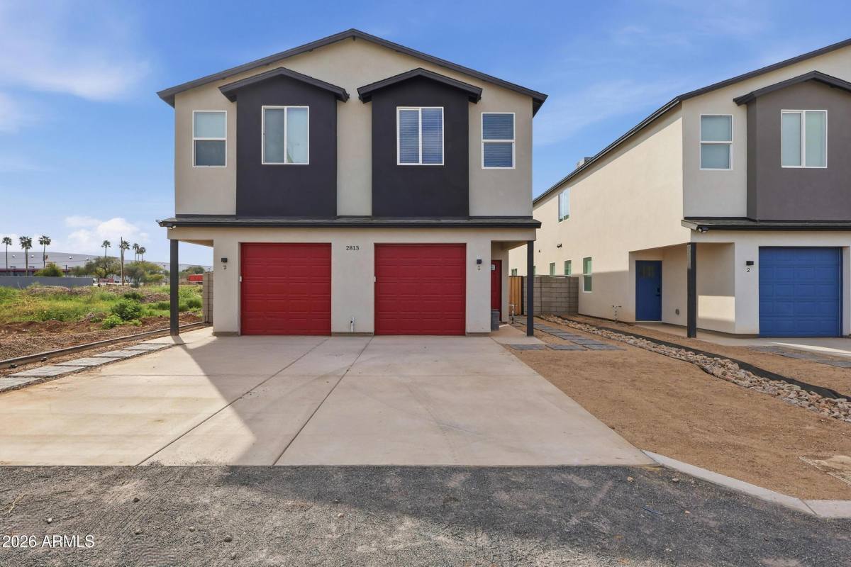 Townhouse for rent at 2813 E Trumbull Rd #1, Phoenix, AZ 85040