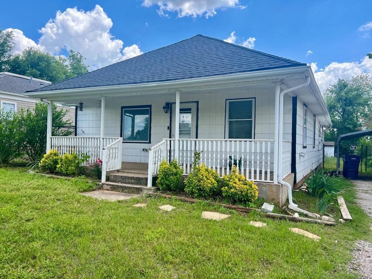 House for rent at Robertson Acres, 9904 SE 43rd St, Oklahoma City, OK 73150
