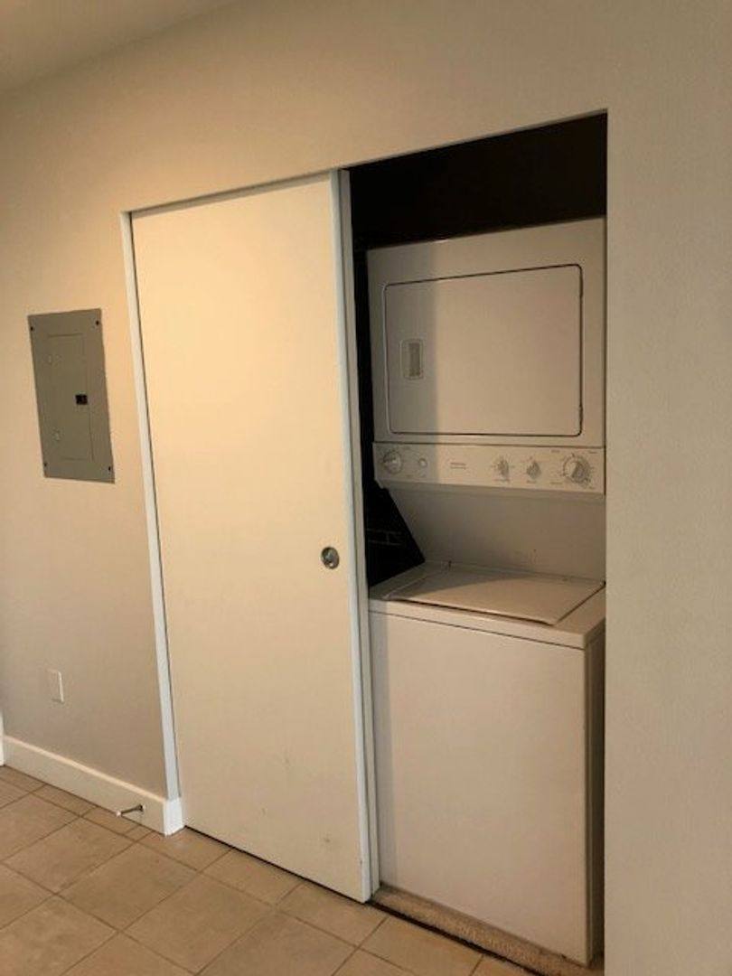Apartment for rent at 2504 Western Ave #723, Seattle, WA 98121