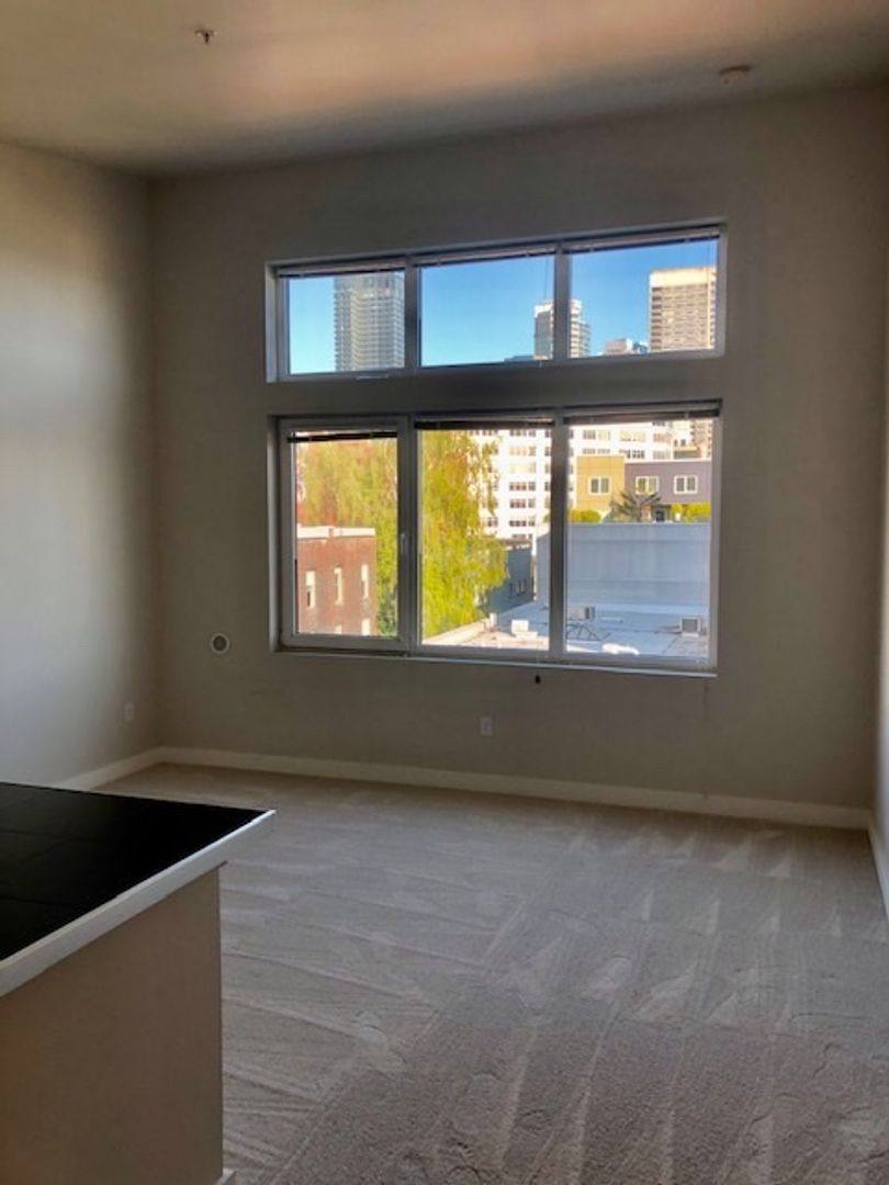 Apartment for rent at 2504 Western Ave #723, Seattle, WA 98121