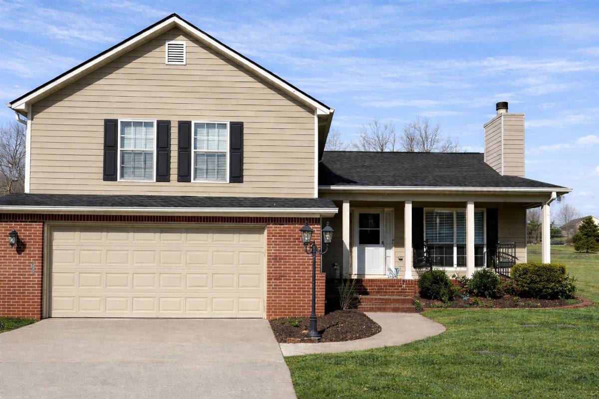 House for rent at Morningside Ridge, 5472 Riverchase Dr, Flowery Branch, GA 30542