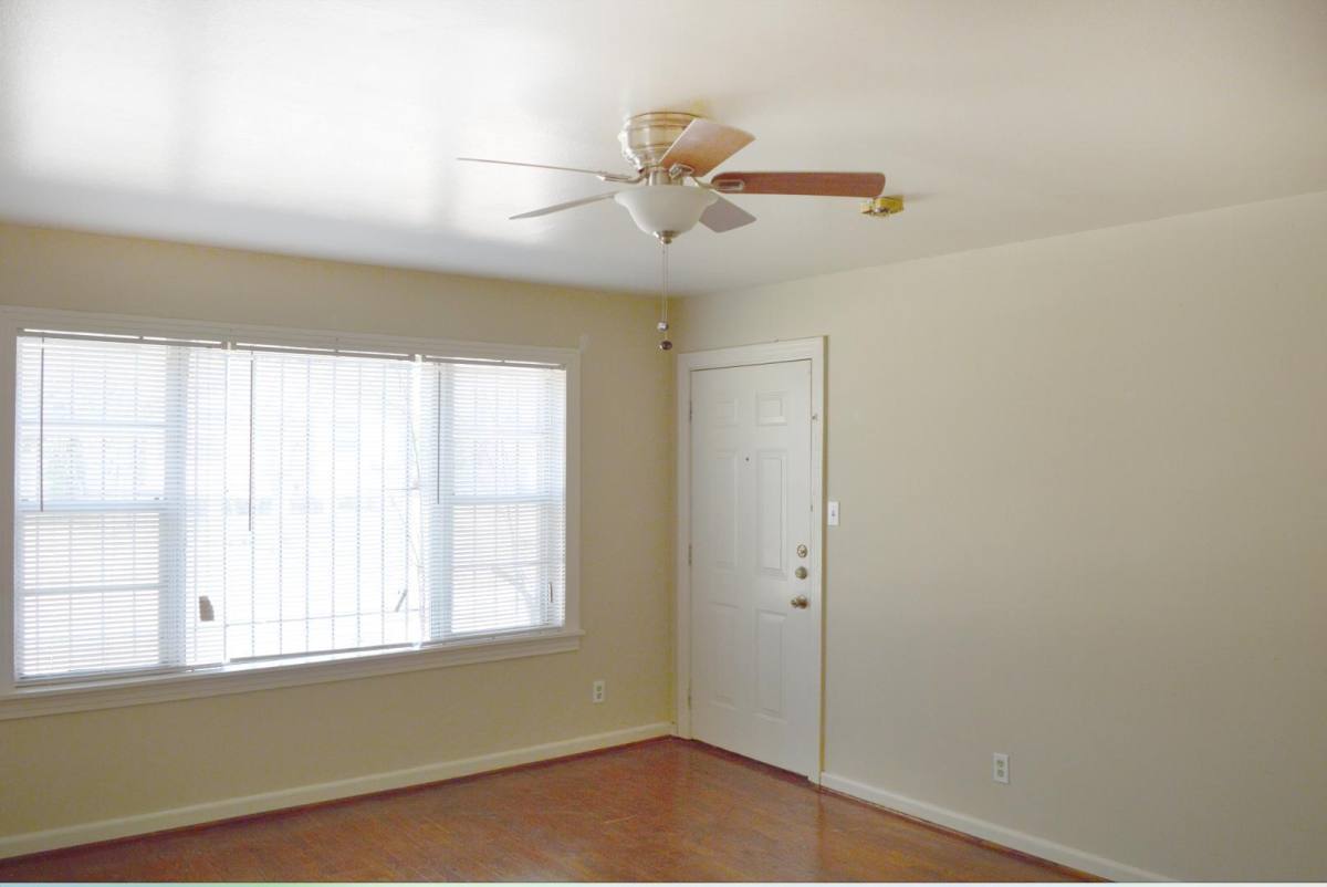 Apartment for rent at 4720 Polk St, Houston, TX 77023