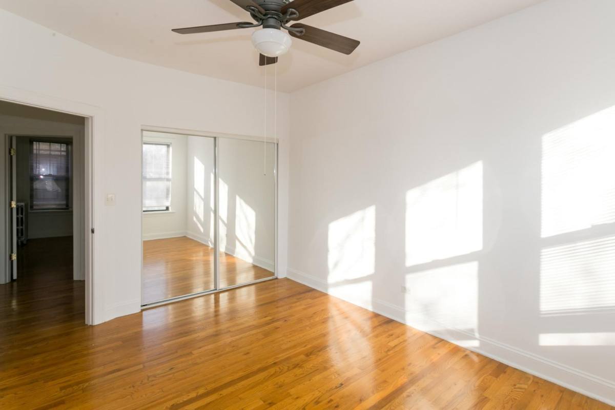 Apartment for rent at 5218 S Woodlawn Ave #28-1E, Chicago, IL 60615