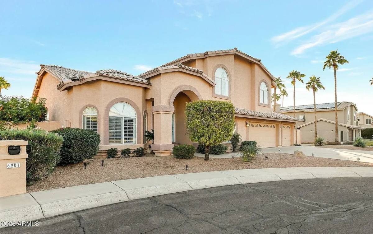 House for rent at 6901 E Evans Dr, Scottsdale, AZ 85254