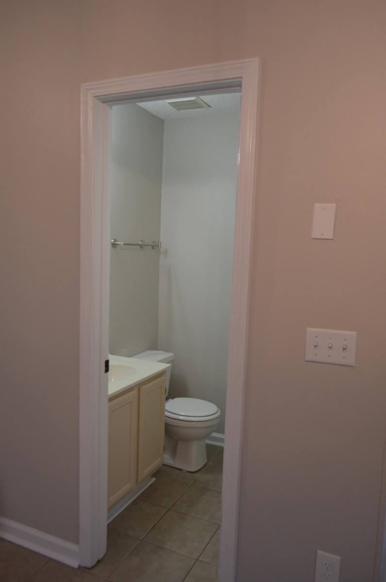 Townhouse for rent at 145 Viking Dr #1, Calhoun, GA 30701