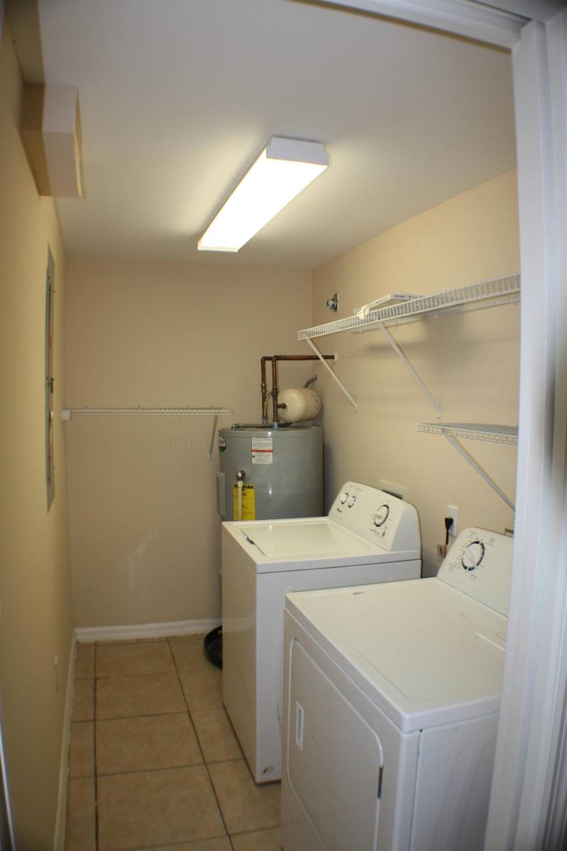 Apartment for rent at 7435 Albany Rd, Fort Myers, FL 33967