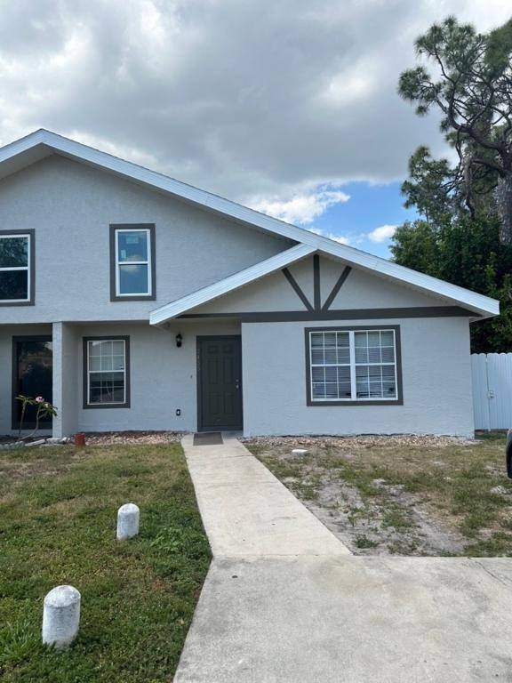 Apartment for rent at 7435 Albany Rd, Fort Myers, FL 33967