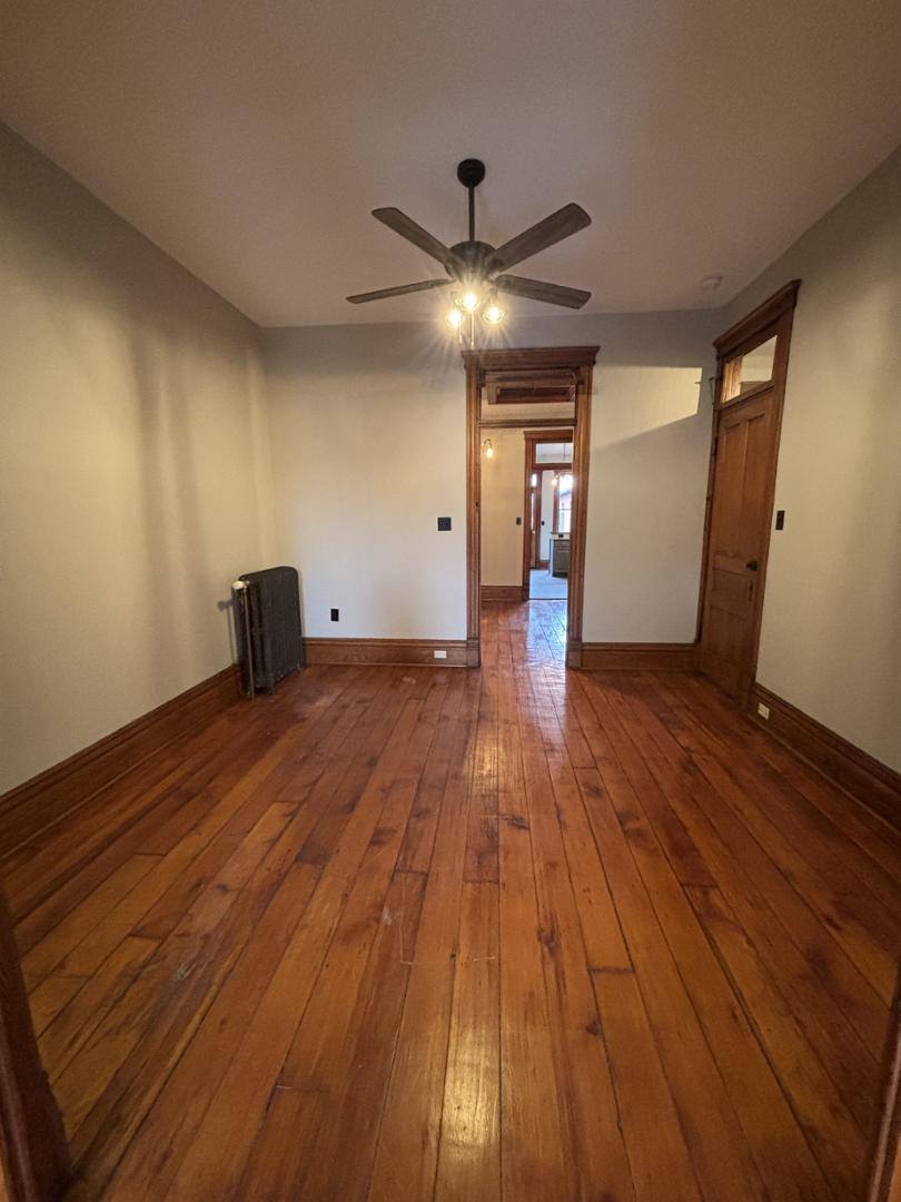 Apartment for rent at 224 1 2 W Madison St #1, Ottawa, IL 61350
