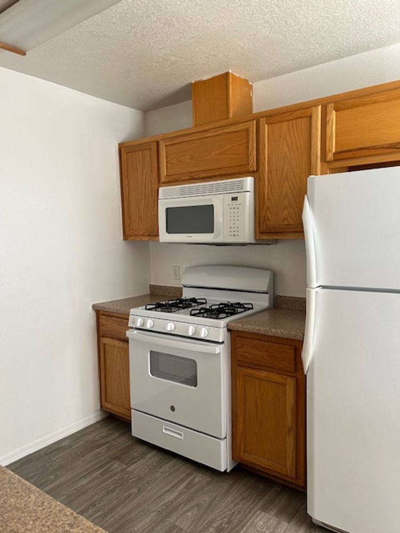 Apartment for rent at 4113 Atrisco Blvd NW, Albuquerque, NM 87120