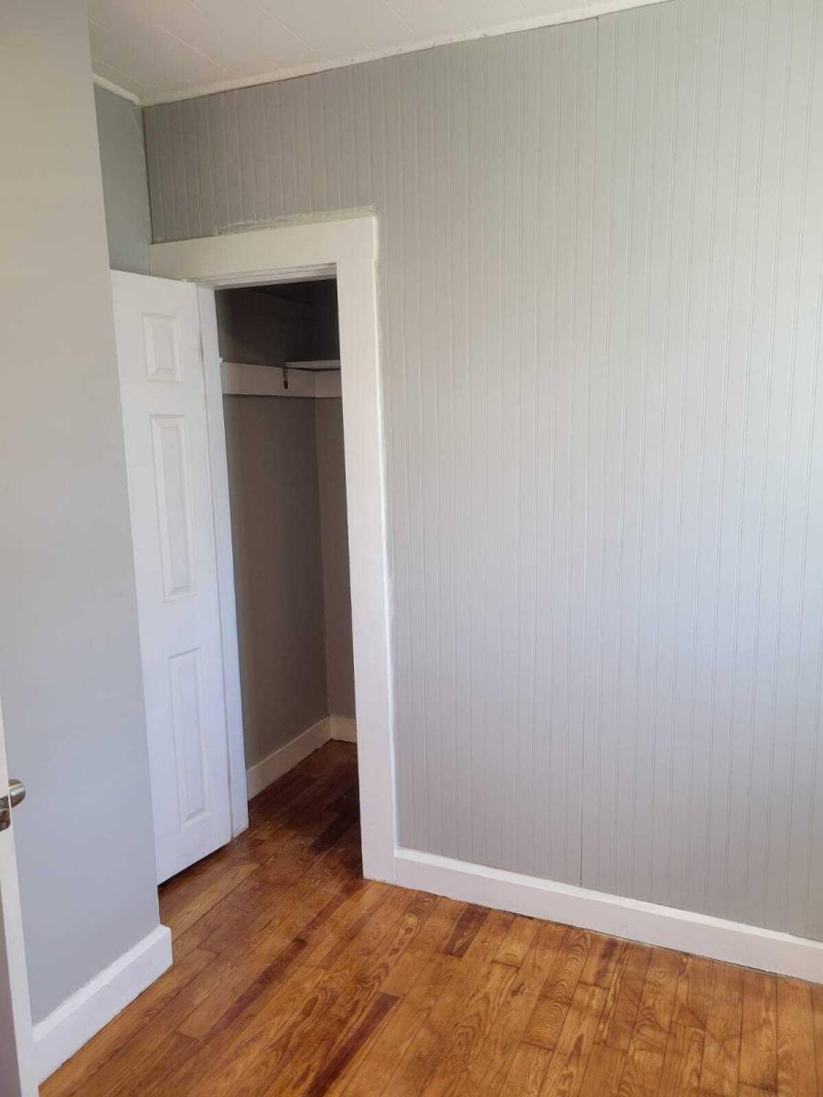 Apartment for rent at 427 Hanover St #5, Manchester, NH 03103