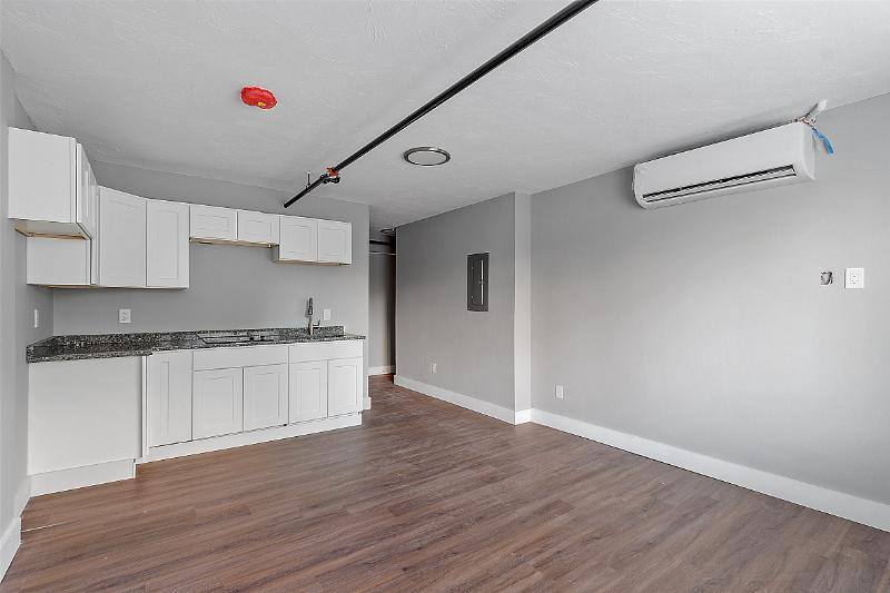 Apartment for rent at 55 Manchester St #8, Manchester, NH 03101