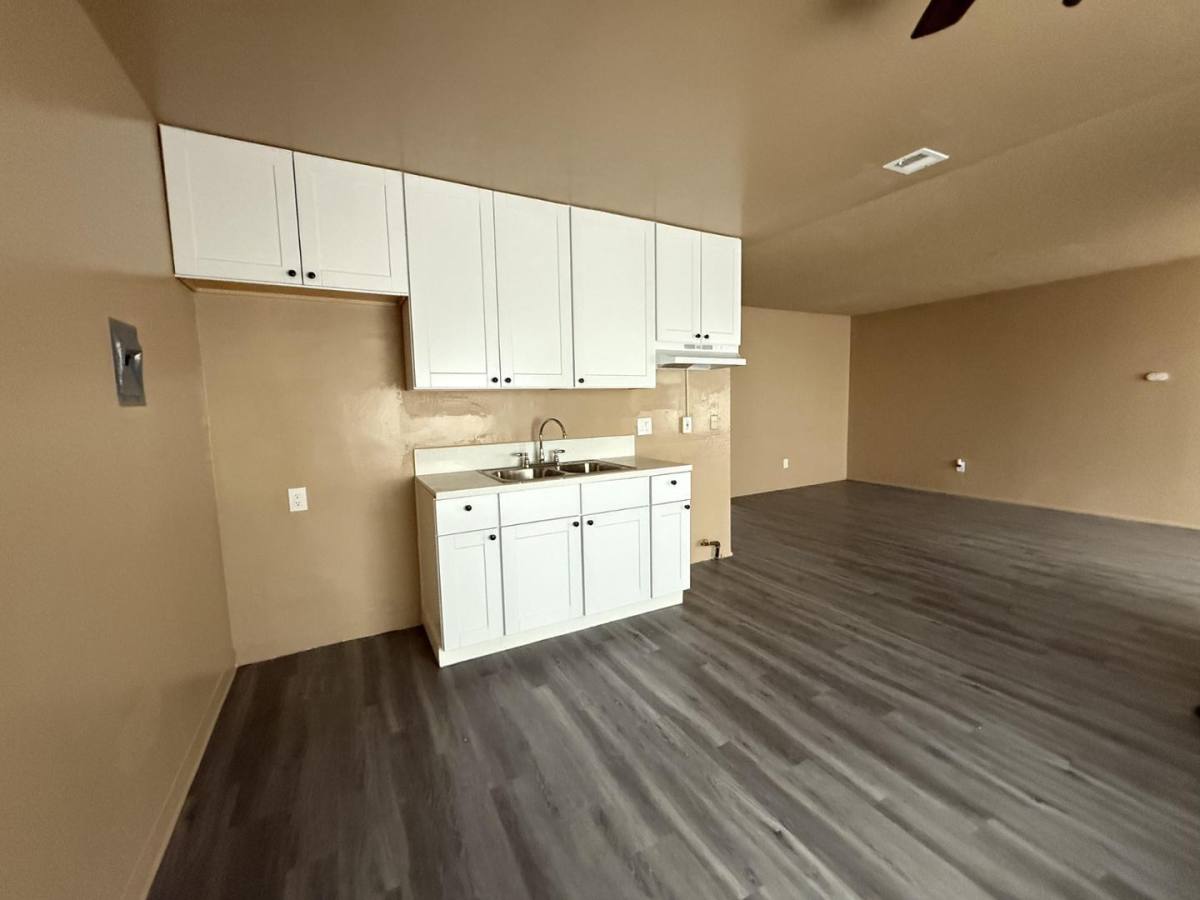 Apartment for rent at 15319 S White Ave E, Compton, CA 90221