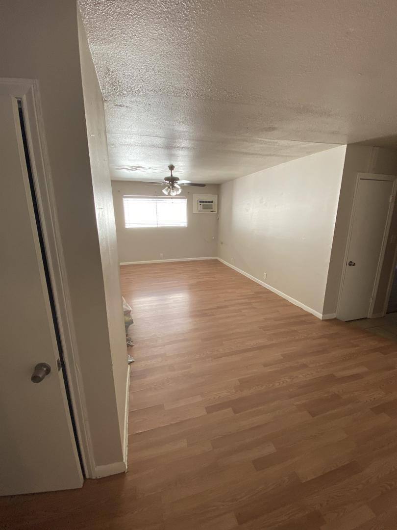 Apartment for rent at 502 W Alabama, Houston, TX 77006