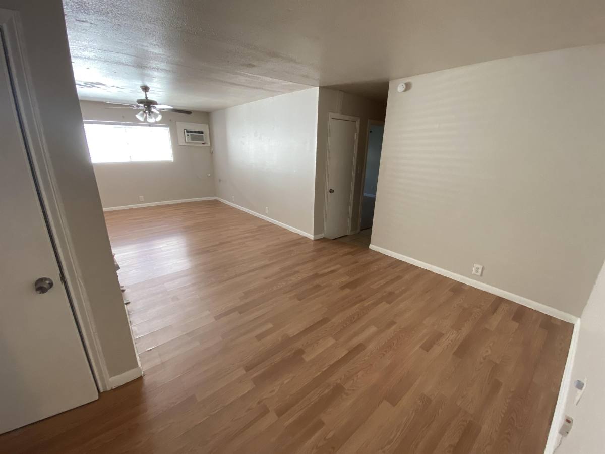Apartment for rent at 502 W Alabama, Houston, TX 77006