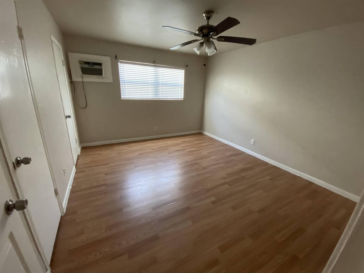 Apartment for rent at 502 W Alabama, Houston, TX 77006