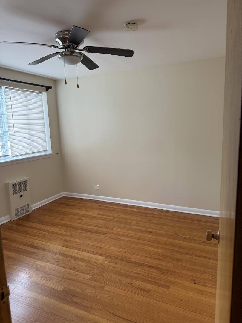 Apartment for rent at 6931 W N Ave #6, Oak Park, IL 60302