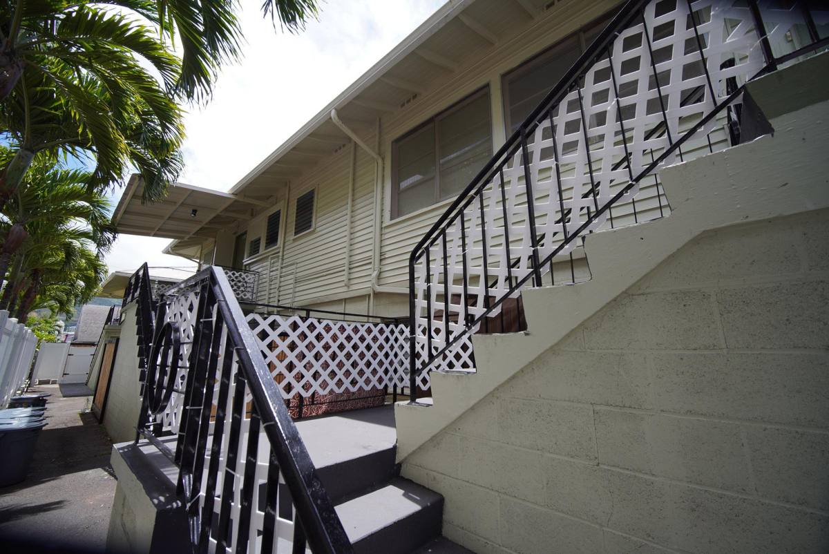Apartment for rent at 2014 Fern St, Honolulu, HI 96826