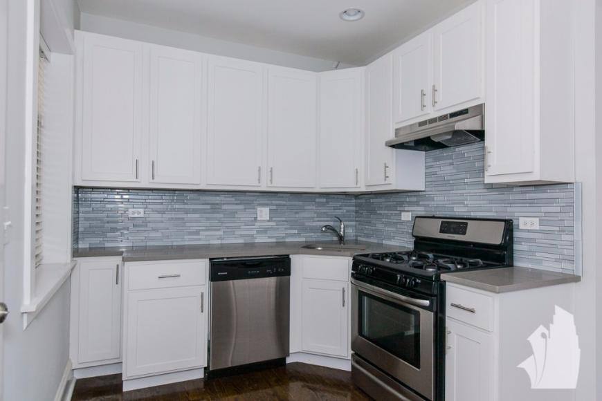 Apartment for rent at 5160 N Leavitt, Chicago, IL 60625