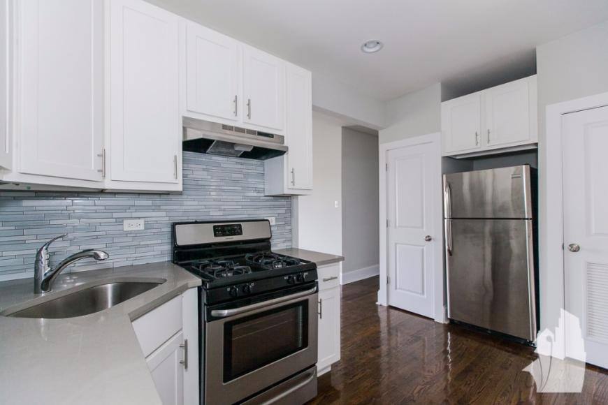 Apartment for rent at 5160 N Leavitt, Chicago, IL 60625