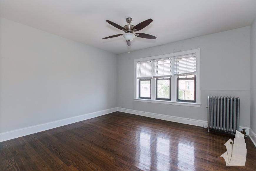 Apartment for rent at 5160 N Leavitt, Chicago, IL 60625