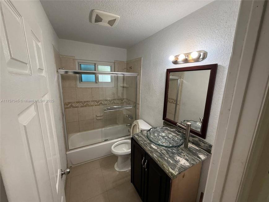 Apartment for rent at 4617 SW 24th Ave, Fort Lauderdale, FL 33312