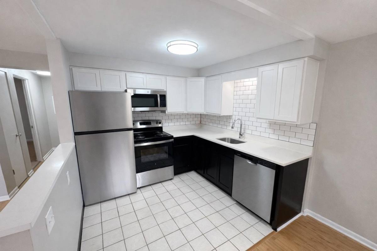 Apartment for rent at James Manor, 5529 Ellsworth Ave #57, Pittsburgh, PA 15232
