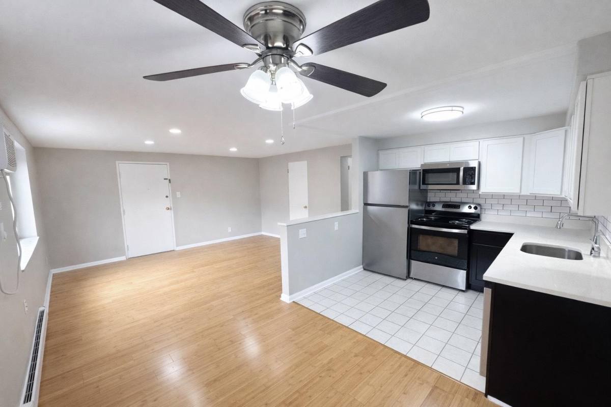 Apartment for rent at James Manor, 5529 Ellsworth Ave #57, Pittsburgh, PA 15232