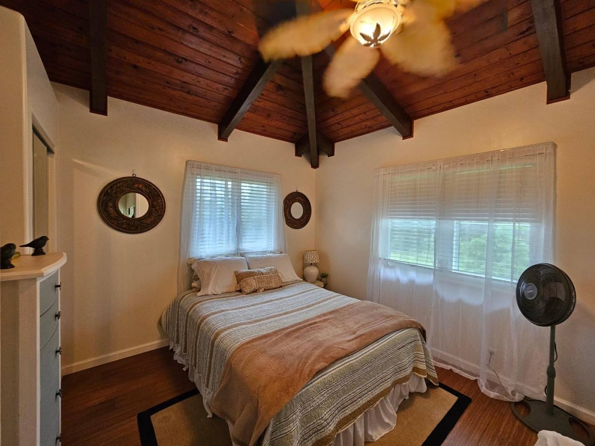House for rent at 15-1551 Lokelani Ave, Keaau, HI 96749