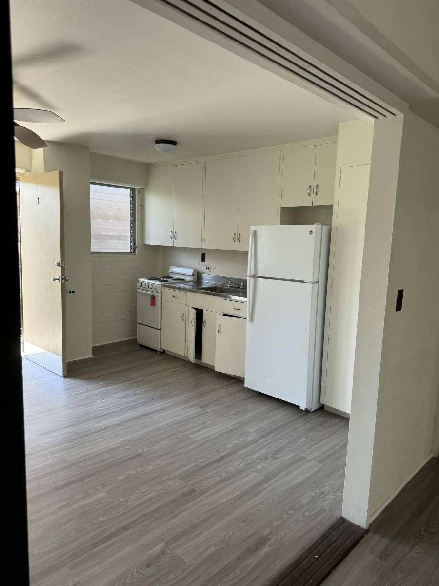 Townhouse for rent at McCully, 910 Pumehana St - J #J, Honolulu, HI 96826