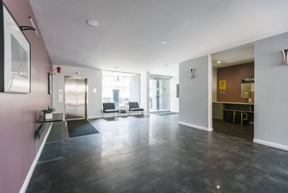 Apartment for rent at 1865 N Fuller Ave, Los Angeles, CA 90046