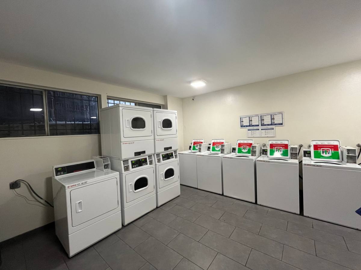 Apartment for rent at 1865 N Fuller Ave, Los Angeles, CA 90046