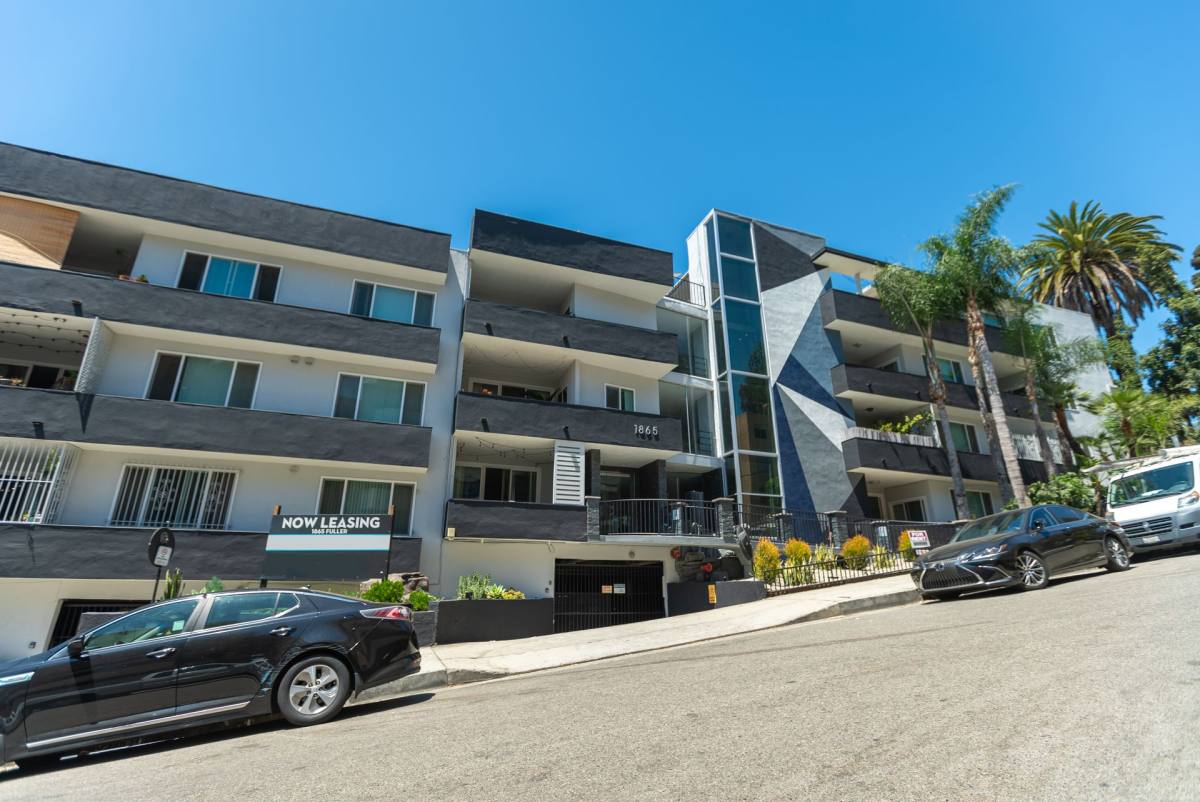 Apartment for rent at 1865 N Fuller Ave, Los Angeles, CA 90046