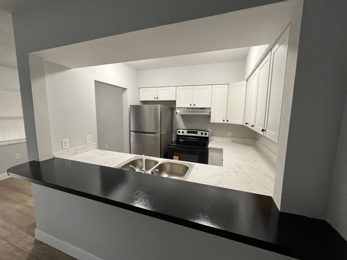Apartment for rent at 3000 70th Lane N #204, Saint Petersburg, FL 33710