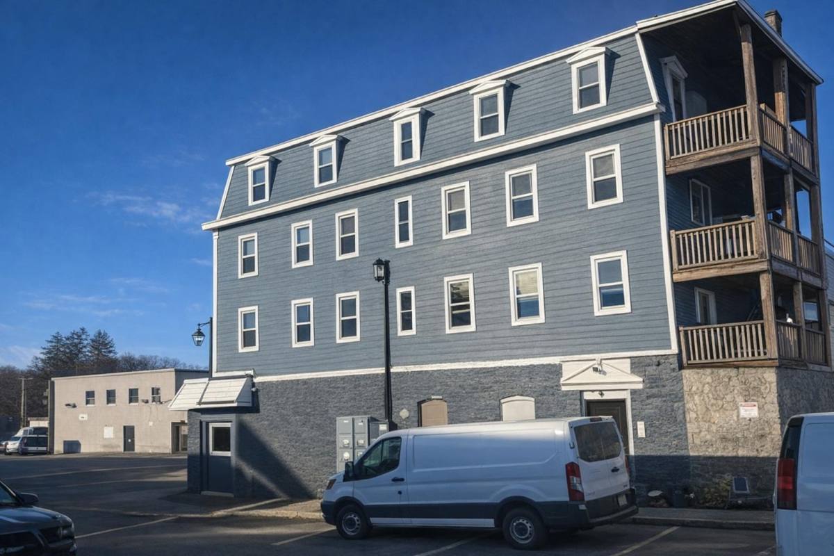 Apartment for rent at 111 Millbury St, Worcester, MA 01607