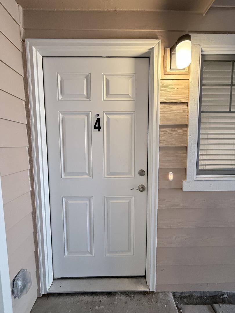 Apartment for rent at 1619 127th Ave NE #1, Lake Stevens, WA 98258