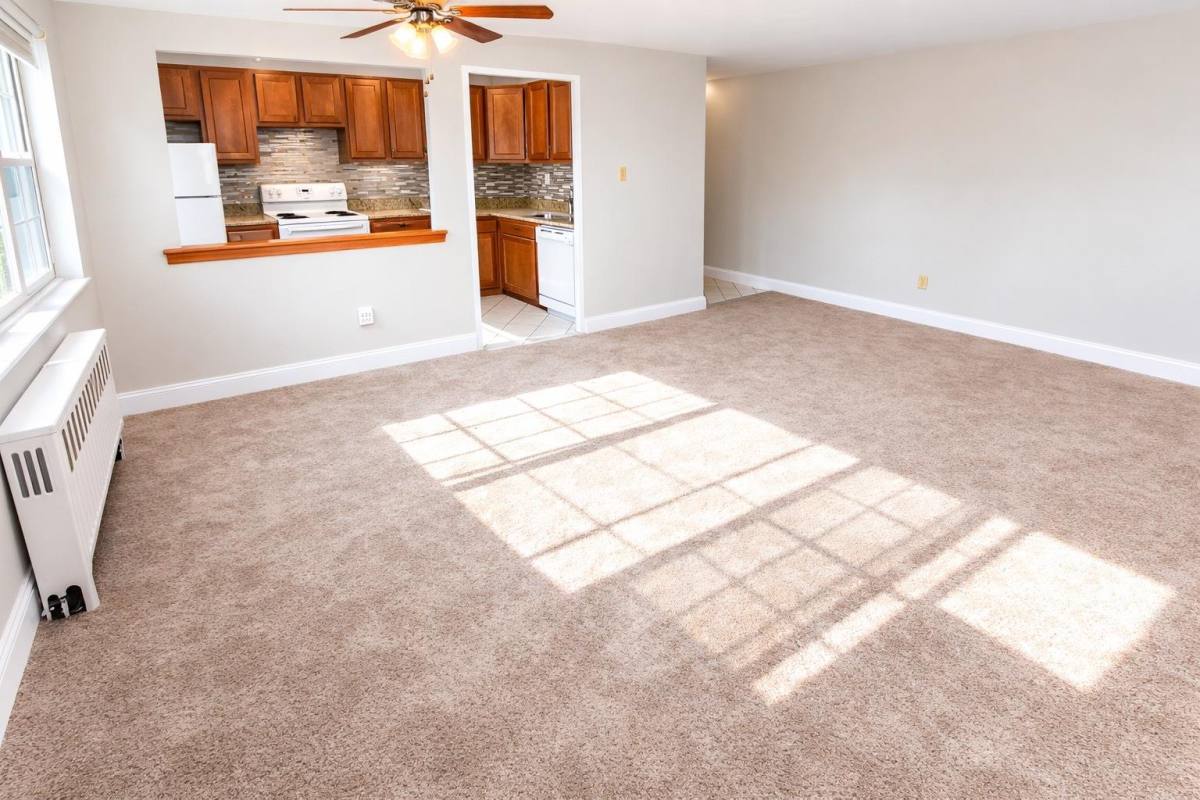 Apartment for rent at Regency Court, 6005 6009 6015 Fifth Ave, Pittsburgh, PA 15232