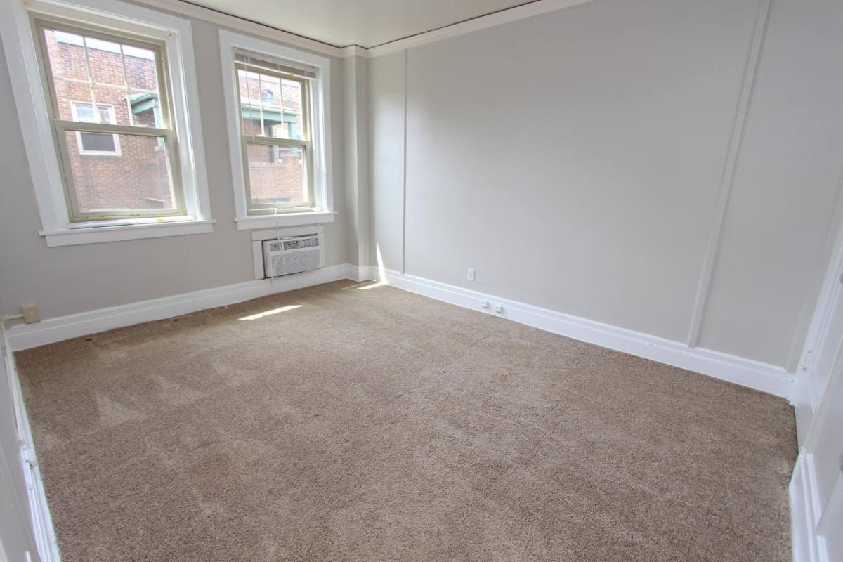 Apartment for rent at Walnut Capital, 5610 Hobart St, Pittsburgh, PA 15217