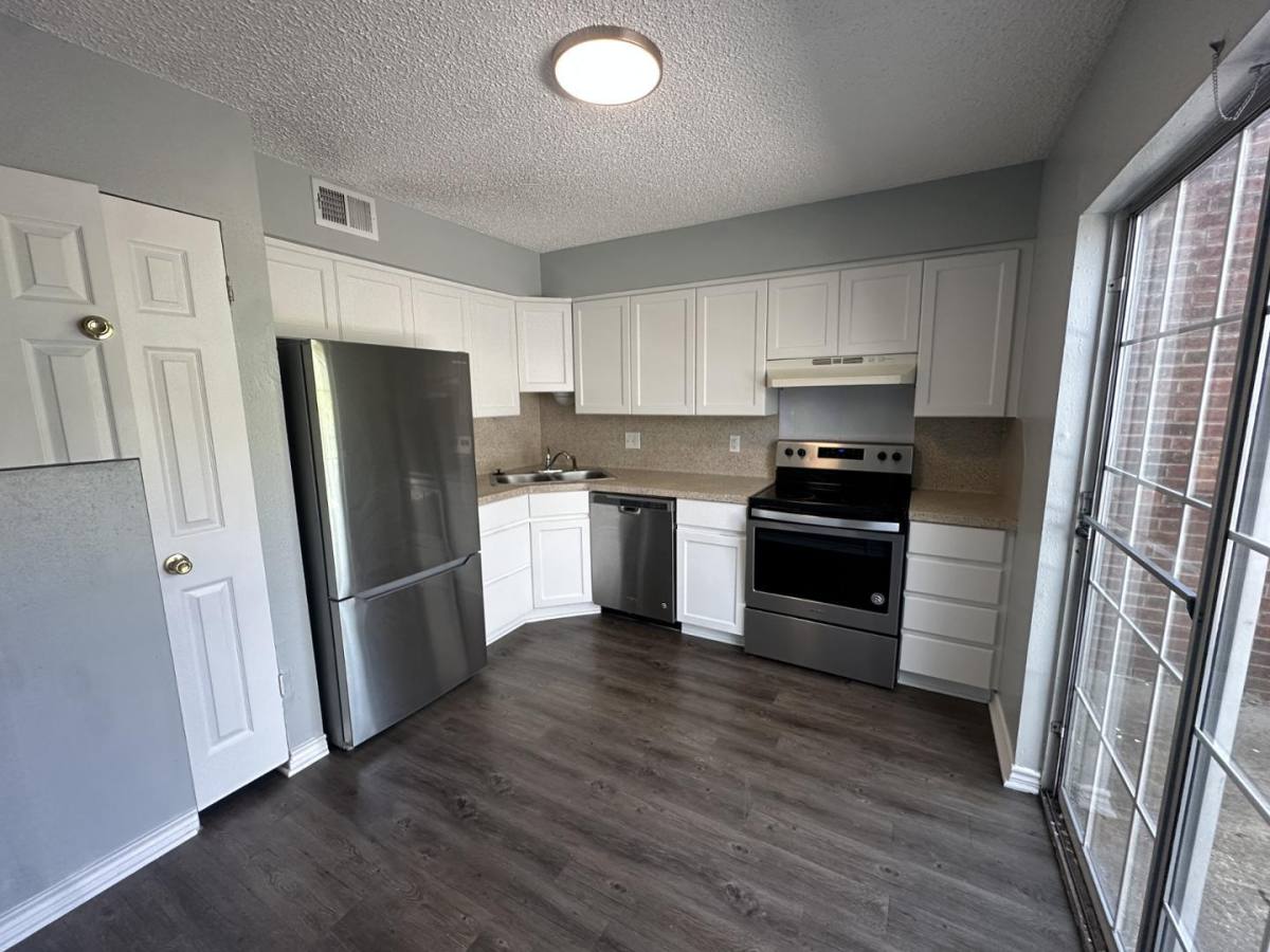 Apartment for rent at North Real Estates, 900 S Tennessee St, McKinney, TX 75069
