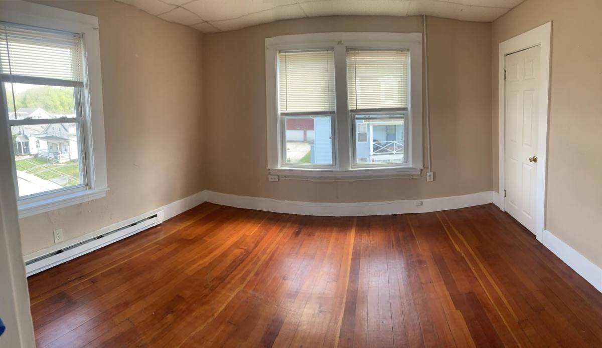 Apartment for rent at 3 Negus St #1L, Webster, MA 01570