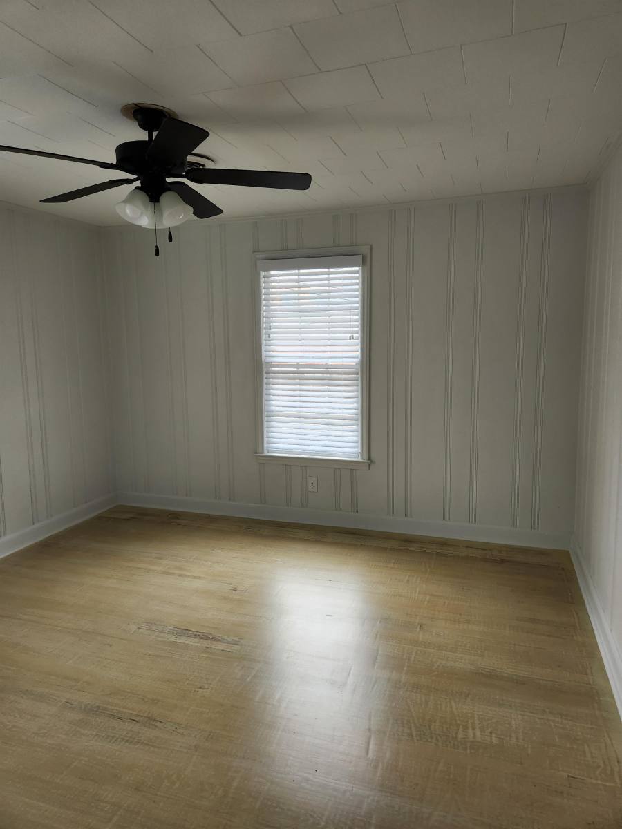 Apartment for rent at Mill Village Historic District, 151 S Green St #4, Tupelo, MS 38804