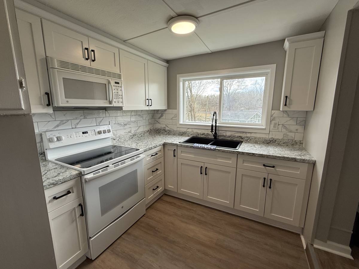 Apartment for rent at 1298 E Highland Rd S, Highland, MI 48356