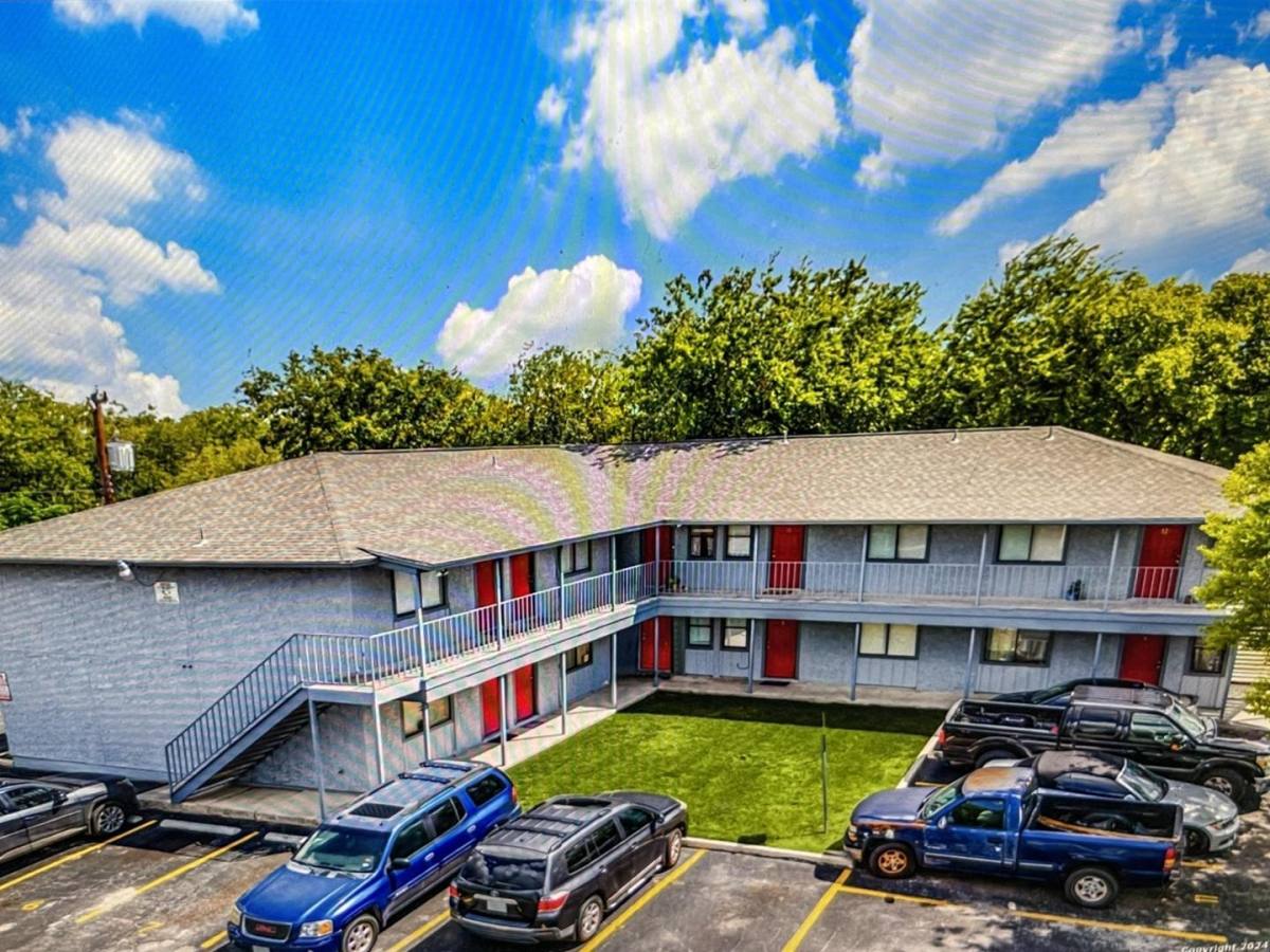 Apartment for rent at San Jose, 500 Burton Ave, San Antonio, TX 78221