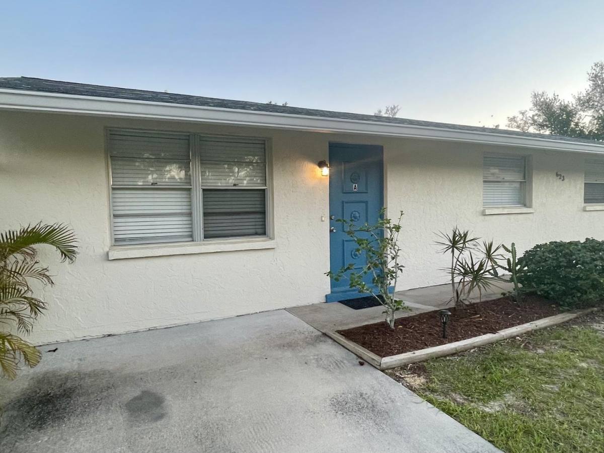 Apartment for rent at 623 Shore Rd #A, Nokomis, FL 34275