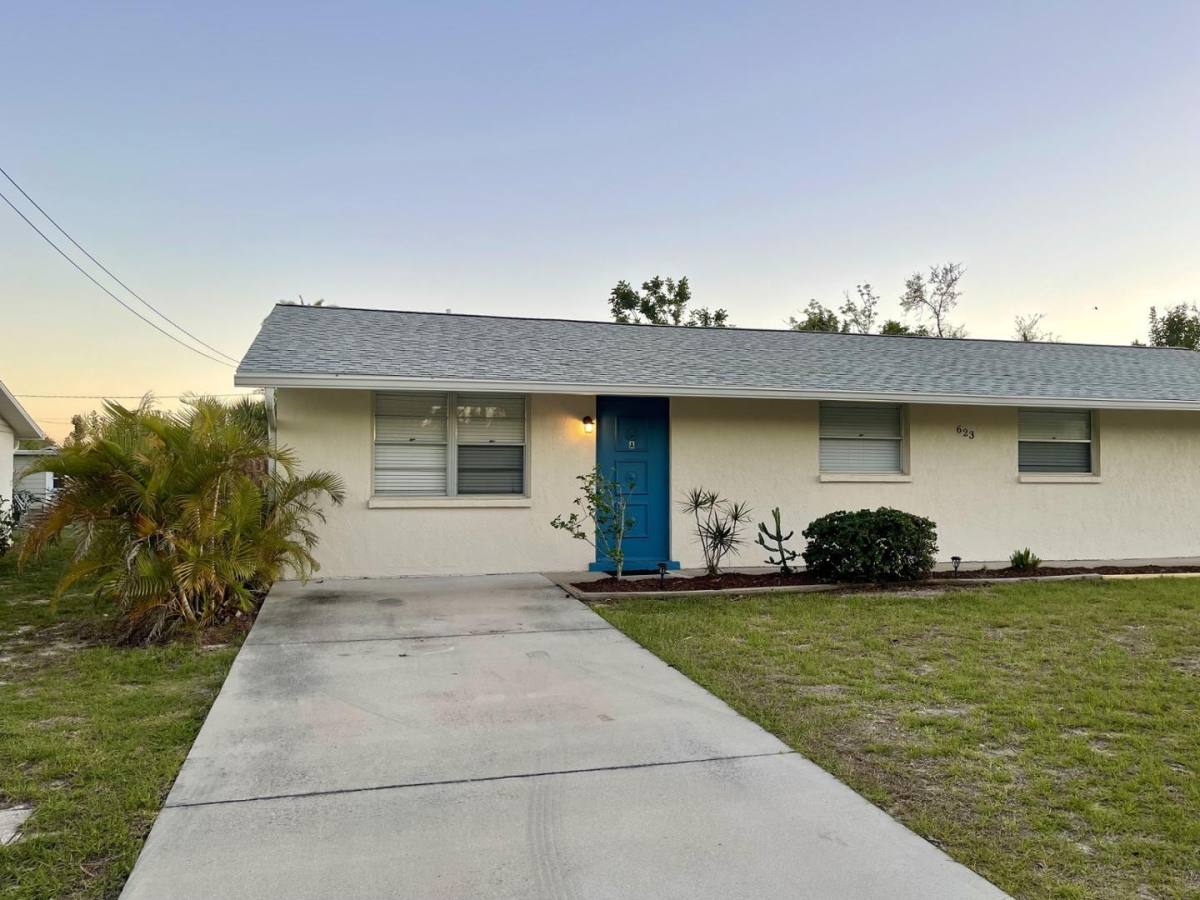 Apartment for rent at 623 Shore Rd #A, Nokomis, FL 34275