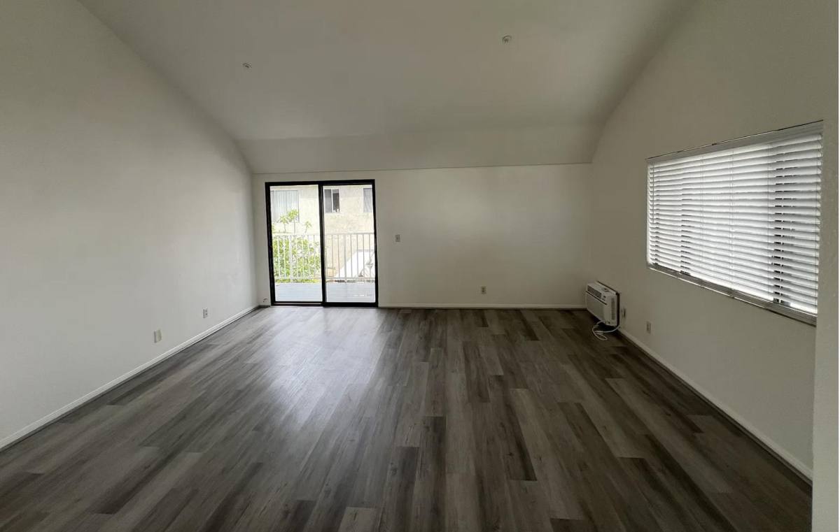 Apartment for rent at 13781 Cherry St #2, Westminster, CA 92683
